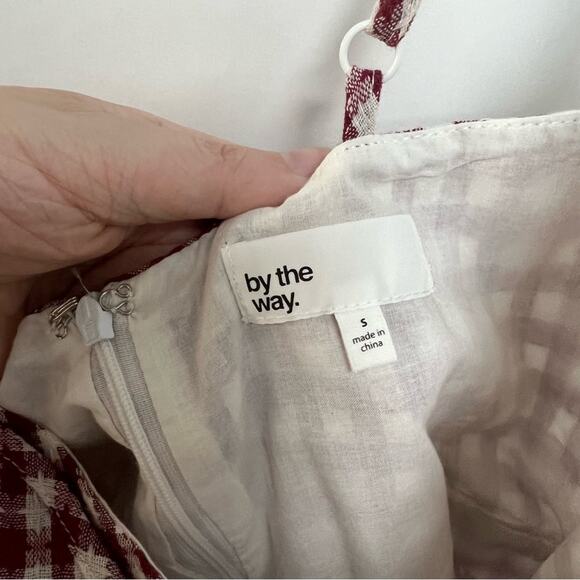 REVOLVE By the way Scotty Wrap Romper Red White Checkered Gingham Size Small - Picture 7 of 8